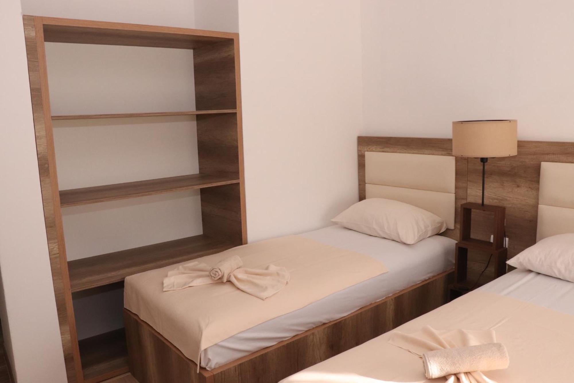 Gjinaj Apartments Ulcinj Eksteriør bilde