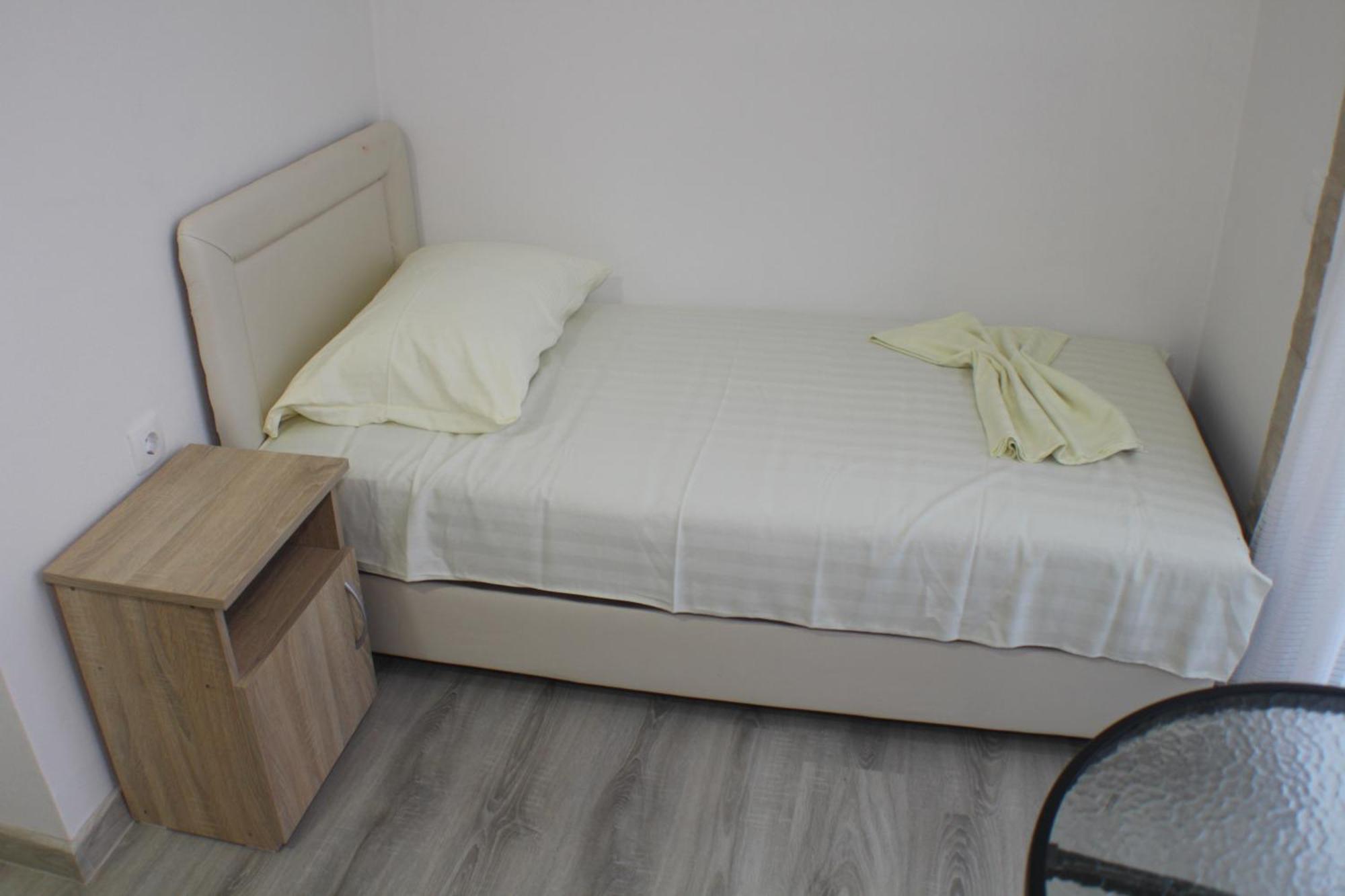 Gjinaj Apartments Ulcinj Rom bilde