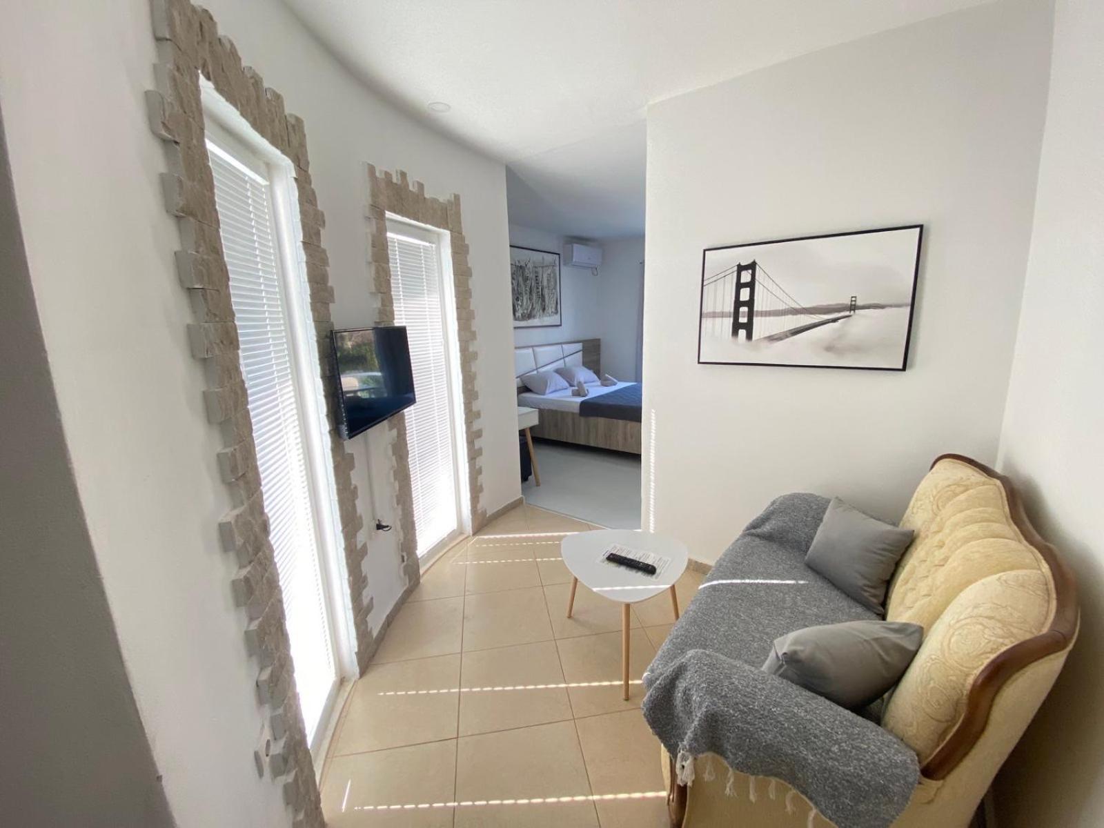 Gjinaj Apartments Ulcinj Eksteriør bilde