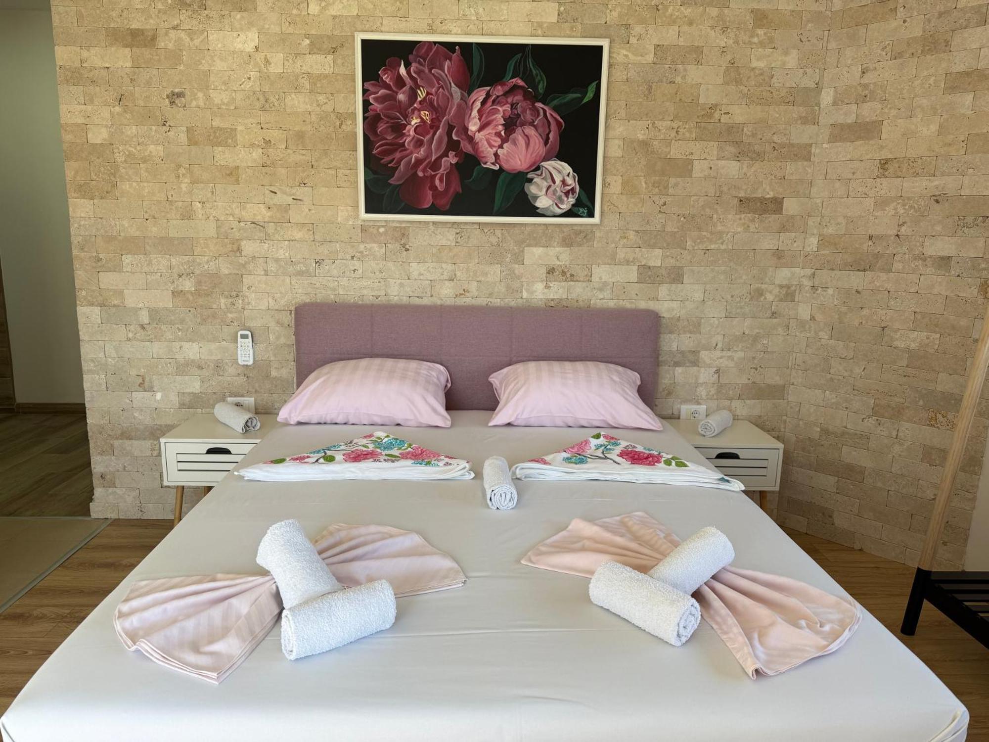 Gjinaj Apartments Ulcinj Eksteriør bilde