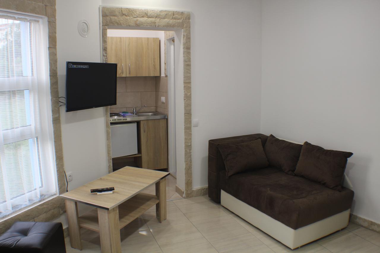 Gjinaj Apartments Ulcinj Eksteriør bilde